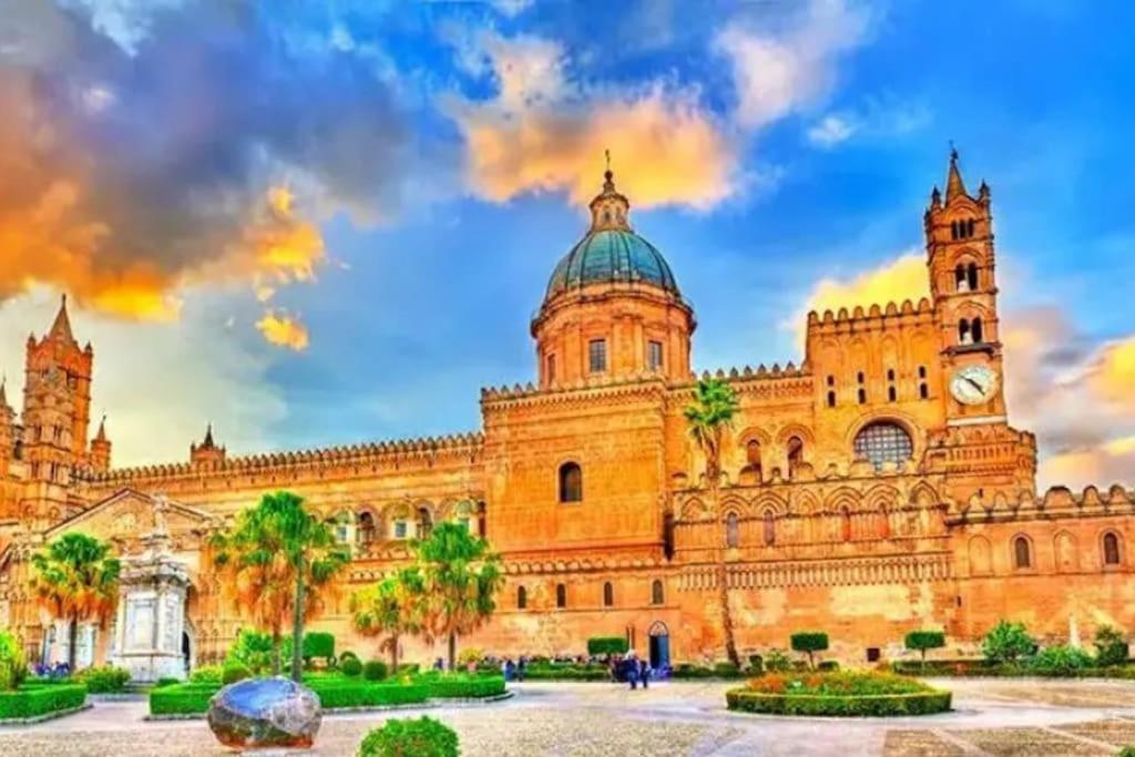 Merlo House - Inside The Historical Center Palermo Esterno foto
