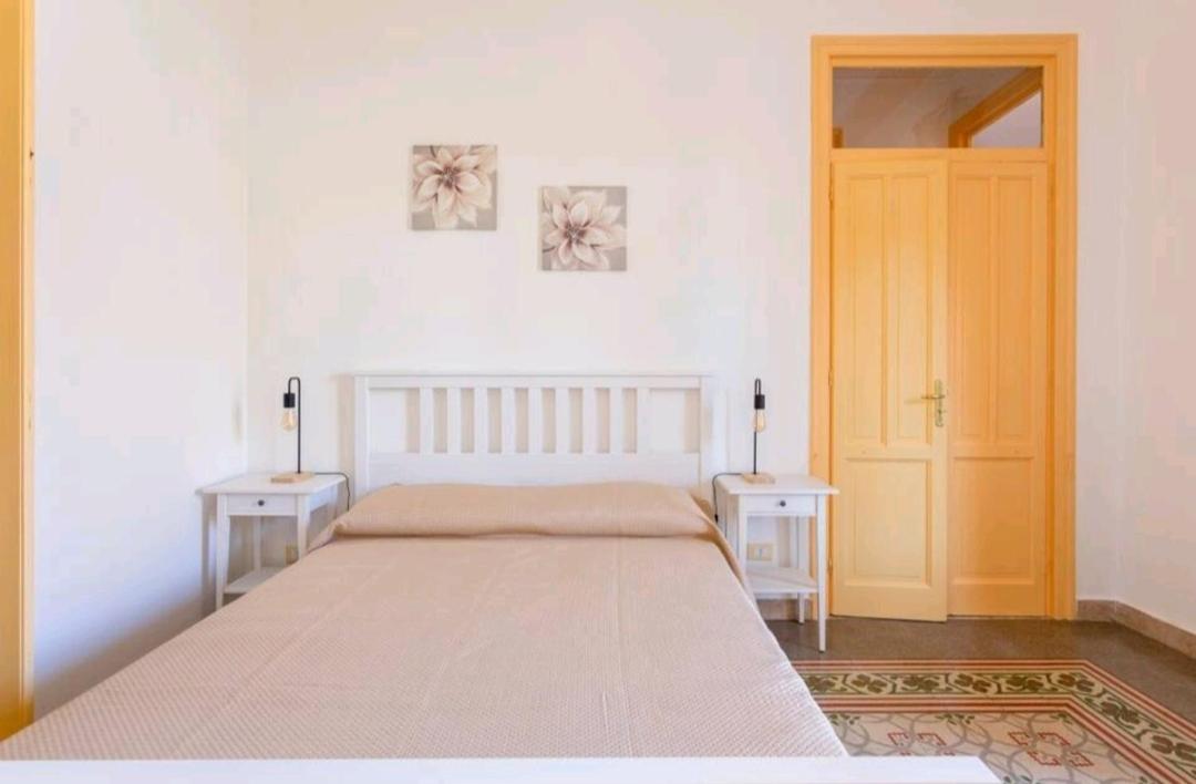 Merlo House - Inside The Historical Center Palermo Esterno foto